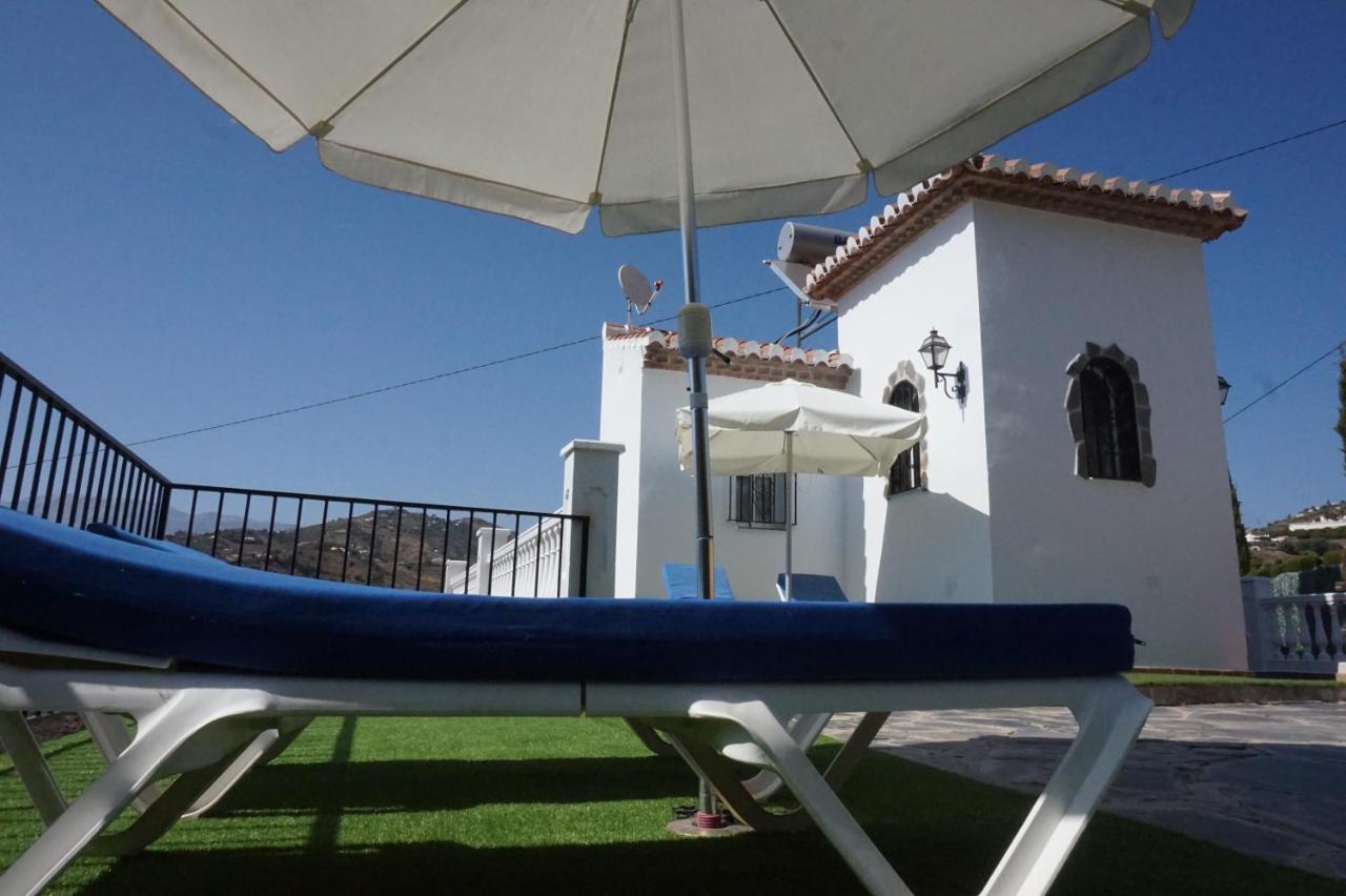 Villa Las Encinas Costa Del Sol Торрокс-Коста Экстерьер фото
